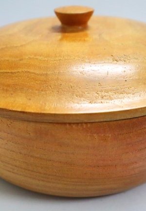 wooden_casserole